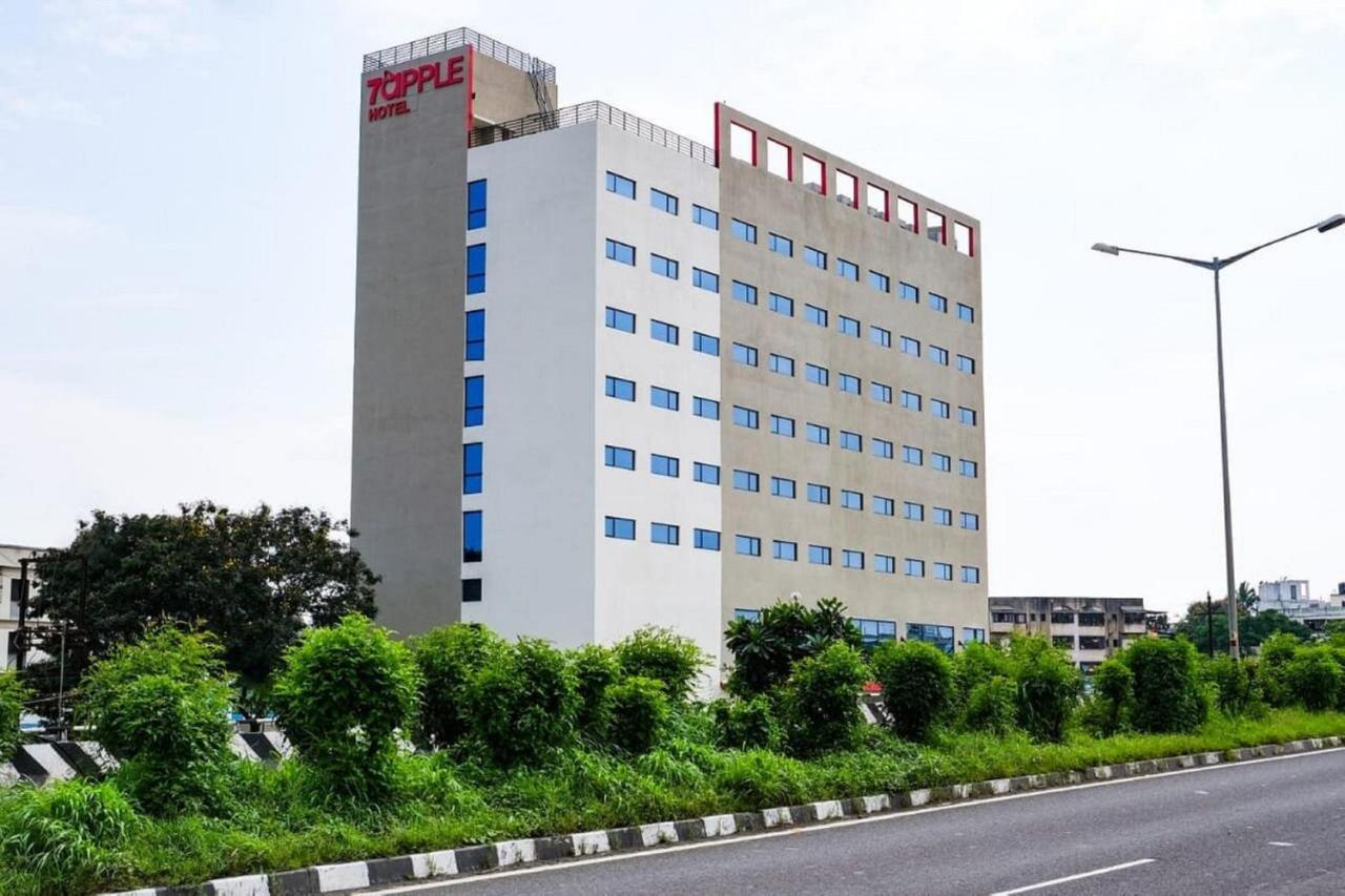 7 Apple Hotel Нашик Екстериор снимка